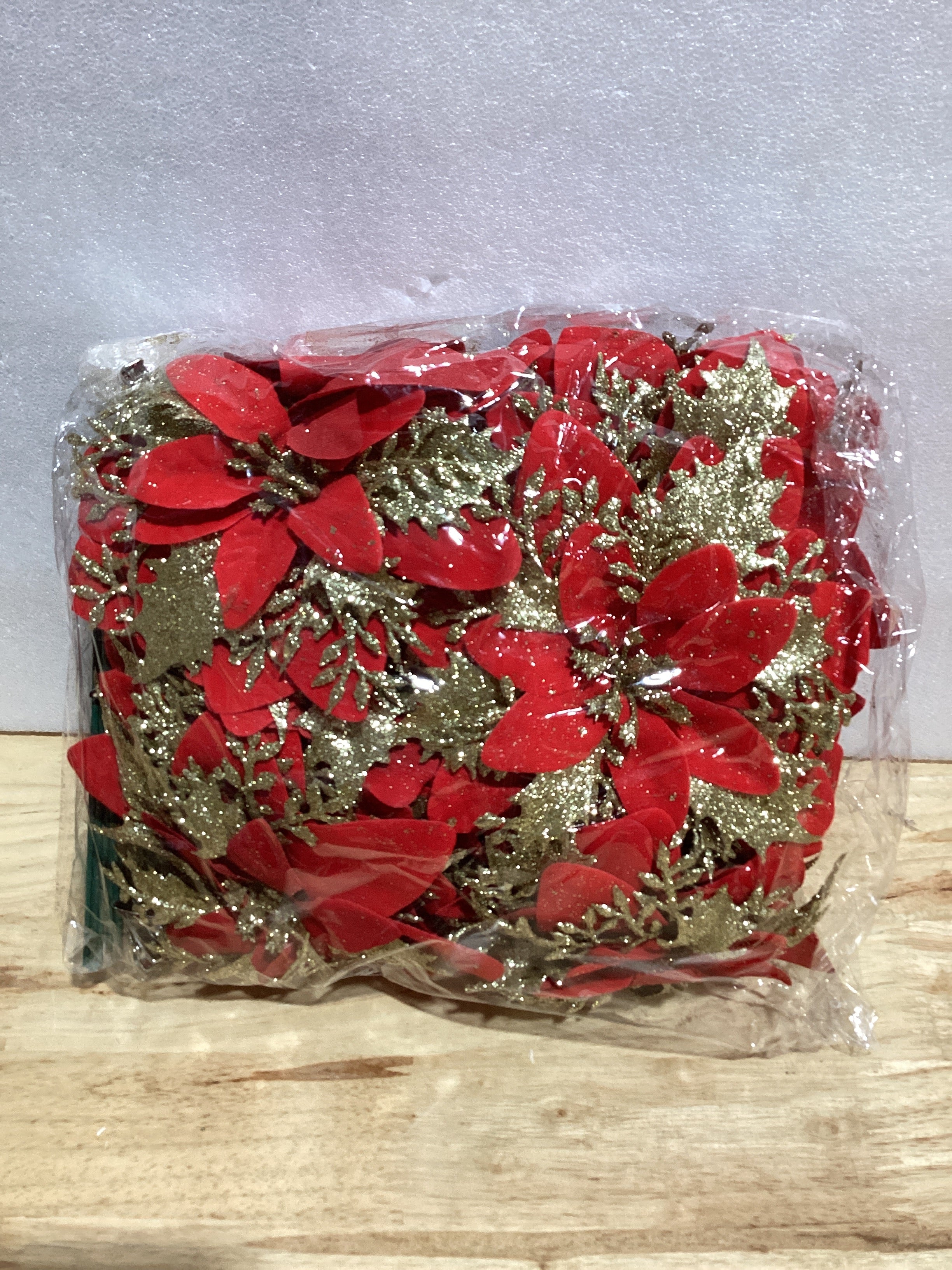 Flores de Nochebuena Artificiales Childom | Rojas con Brillantina | Clips Incluidos | Decor Navidad
