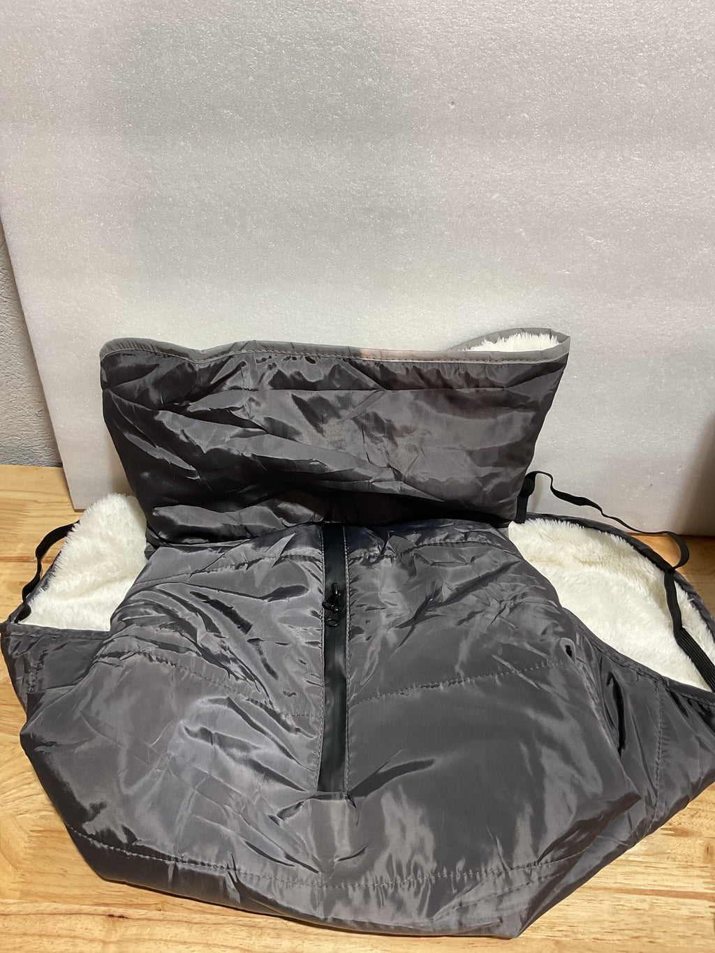 Chaqueta de Invierno iBuddy para Perros Extra Grandes 3XL – Impermeable, Acolchada, Reflectiva con Orificio para Arnés