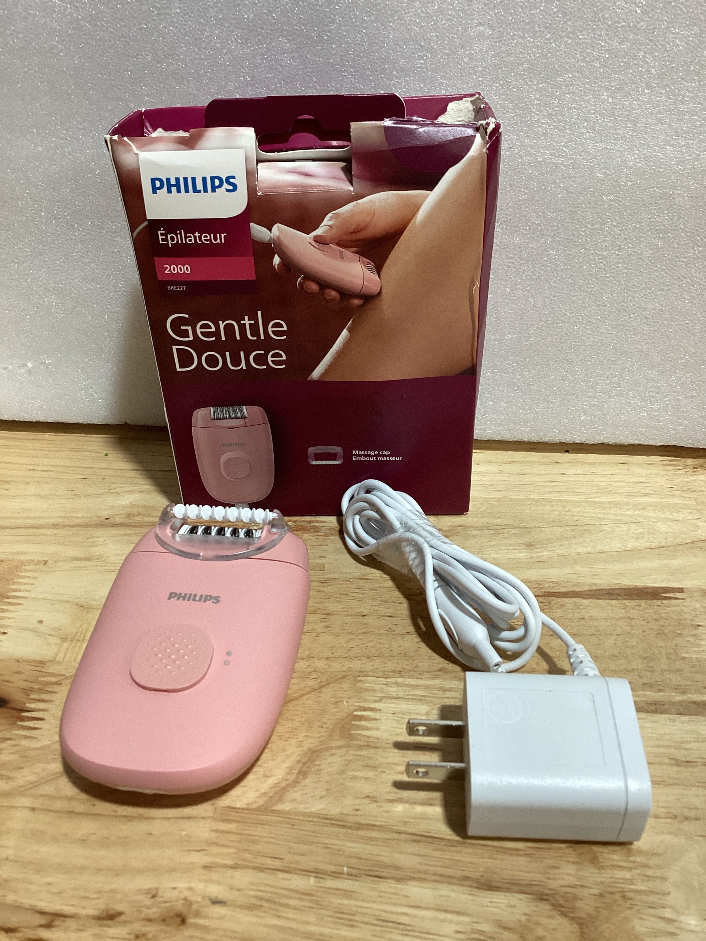 Depiladora Eléctrica Philips Series 2000 – Con Cable, para Piernas y Cuerpo, Modelo BRE227/00
