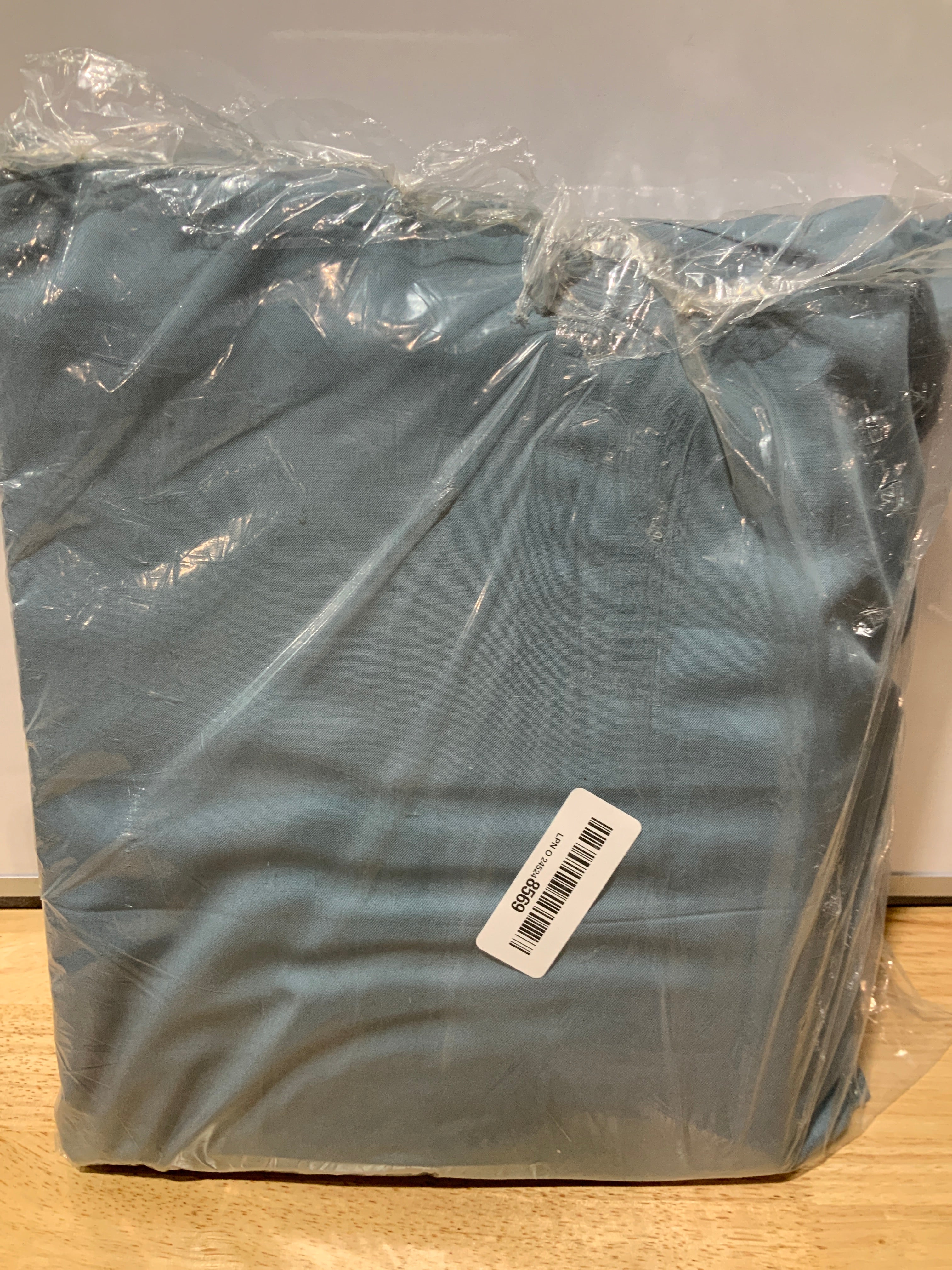 Bedsure King Size Sheets Set, Cooling Sheets for Hot Sleepers, Rayon Derived from Bamboo, Breathable & Soft, Deep Pocket Up to 16 Inches, Hotel Luxury Silky Bedding, Dusty Blue