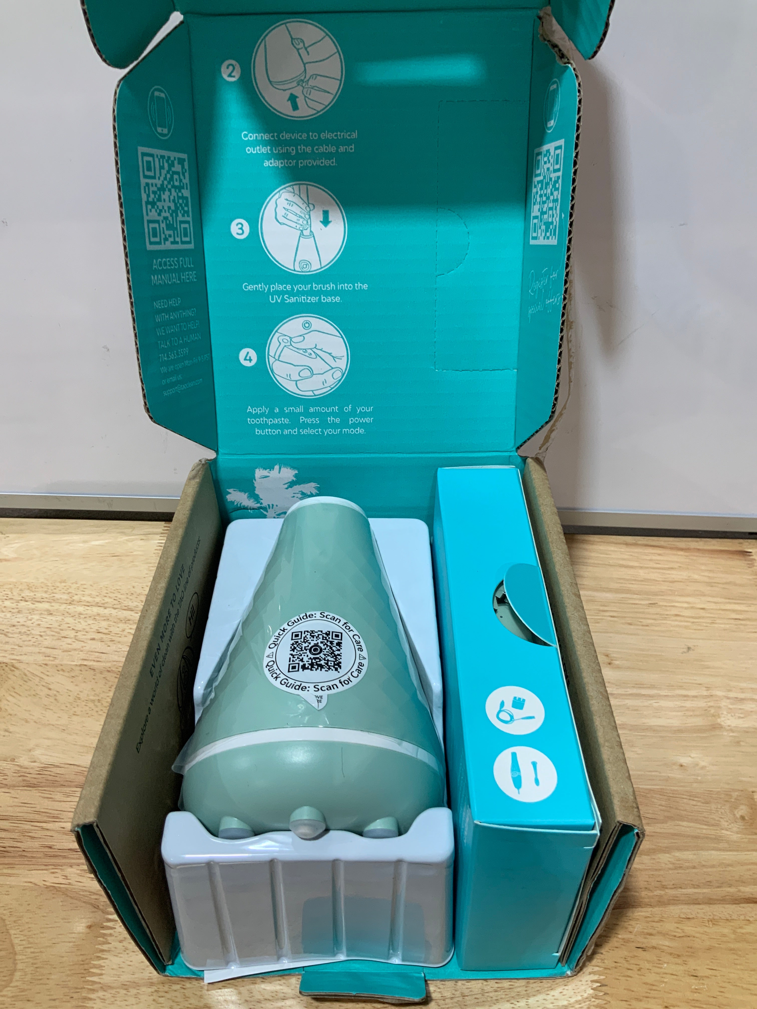 Tao Clean UV Sanitizing Sonic Toothbrush & Cleaning Station | Seaglass Green