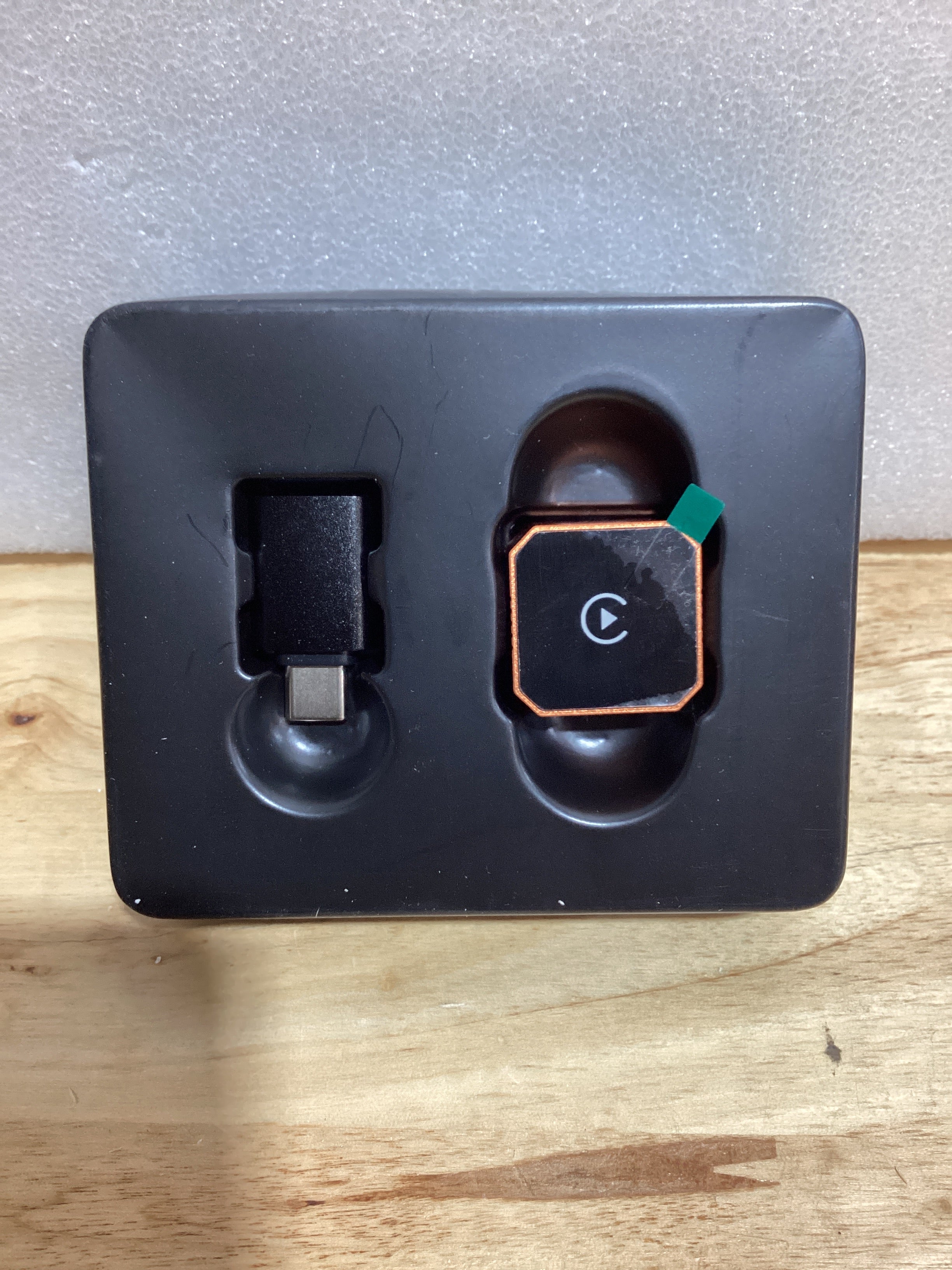 Adaptador Inalámbrico CarPlay & Android Auto Aimoon Mini 2026 | Plug & Play | iPhone iOS 10+ y Android 11+