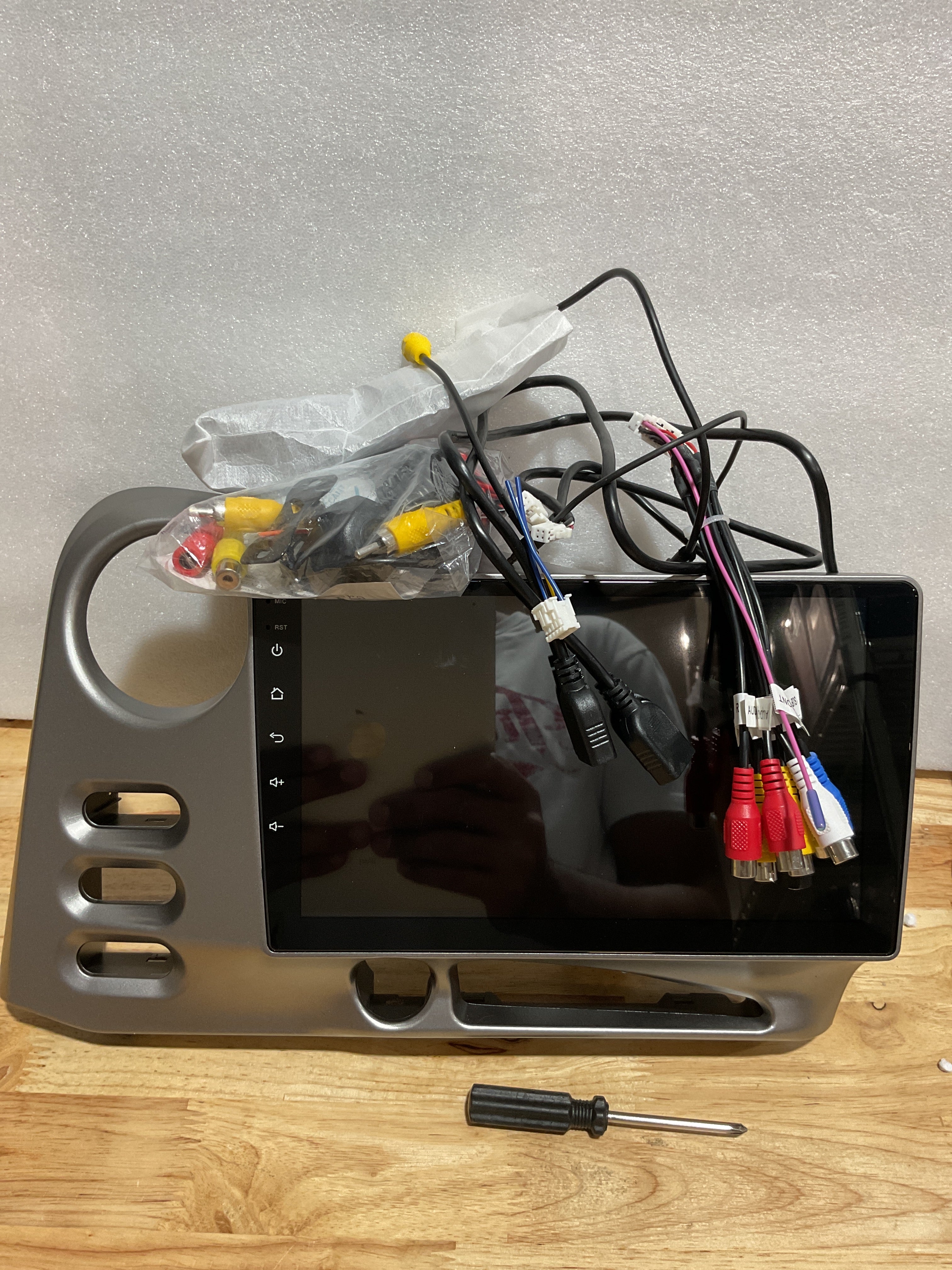 Radio Android 13 Roinvou 9" para Toyota Corolla Matrix 2003-2008 CarPlay Inalámbrico + Cámara de Reversa | Lulada