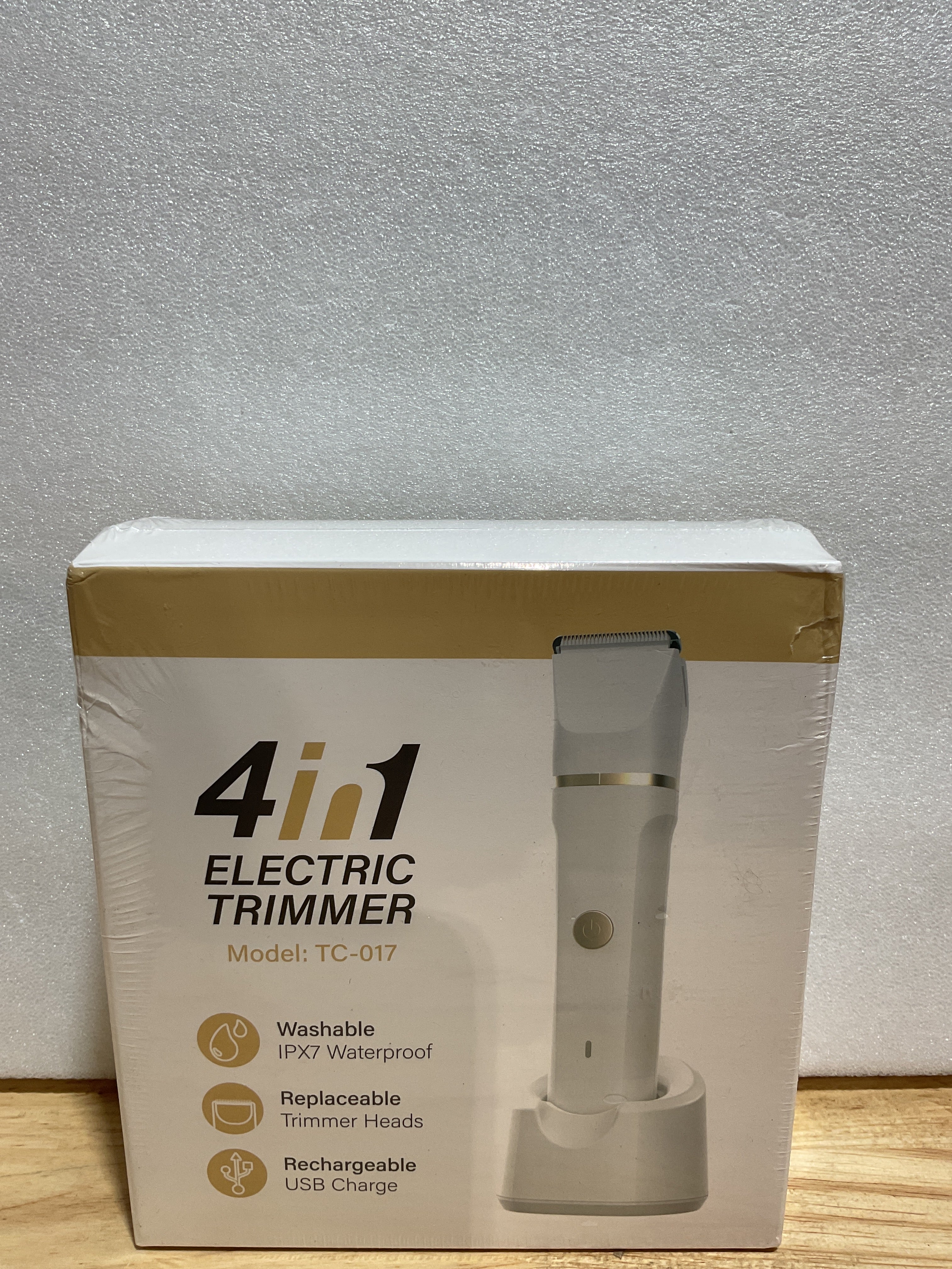 Depiladora Eléctrica 4 en 1 para Mujer — Afeitadora Indolora Facial, Corporal y Bikini IPX7 Resistente al Agua