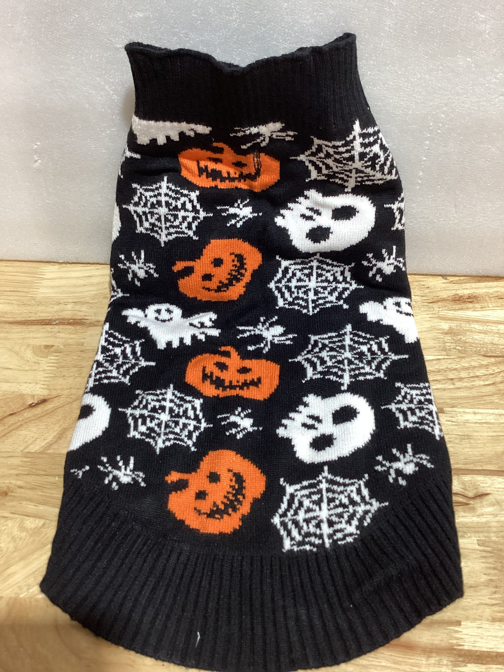 Suéter para perro CuteBone Skull, suéter negro para perro con orificio para correa, ropa para cachorros de tamaño mediano, sudaderas cómodas para cachorros Chihuahua Yorkie Teacup DS100S