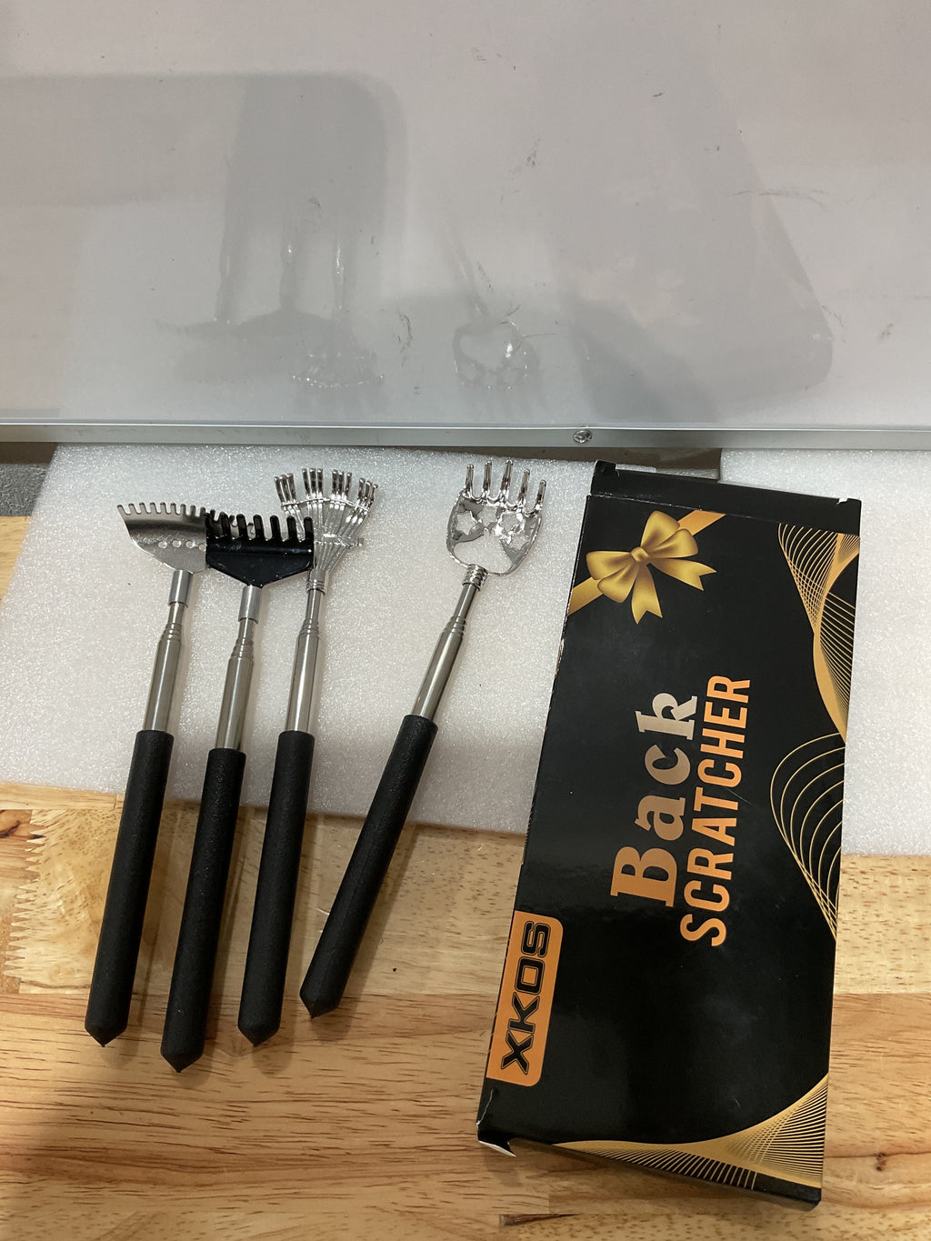 Rascadores de Espalda Telescópicos XKOS Pack x4 — Mango de Goma, Extensibles y con Caja de Regalo