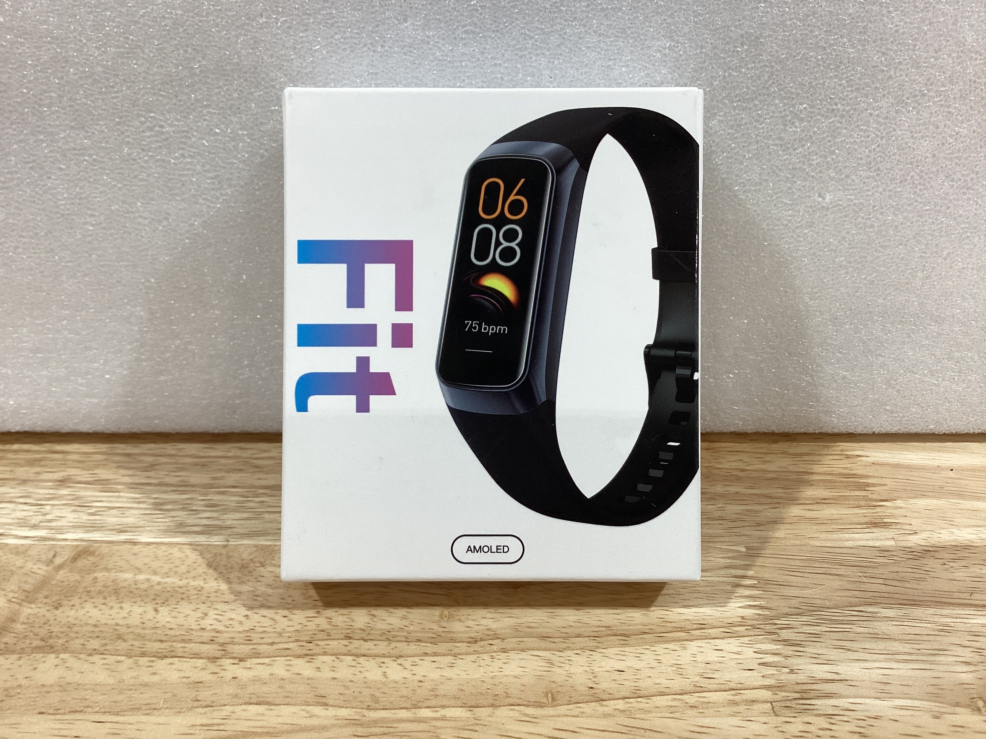 Smartband Moremore Fitness Tracker — Pantalla AMOLED, Ritmo Cardíaco y Resistente al Agua (Beige)