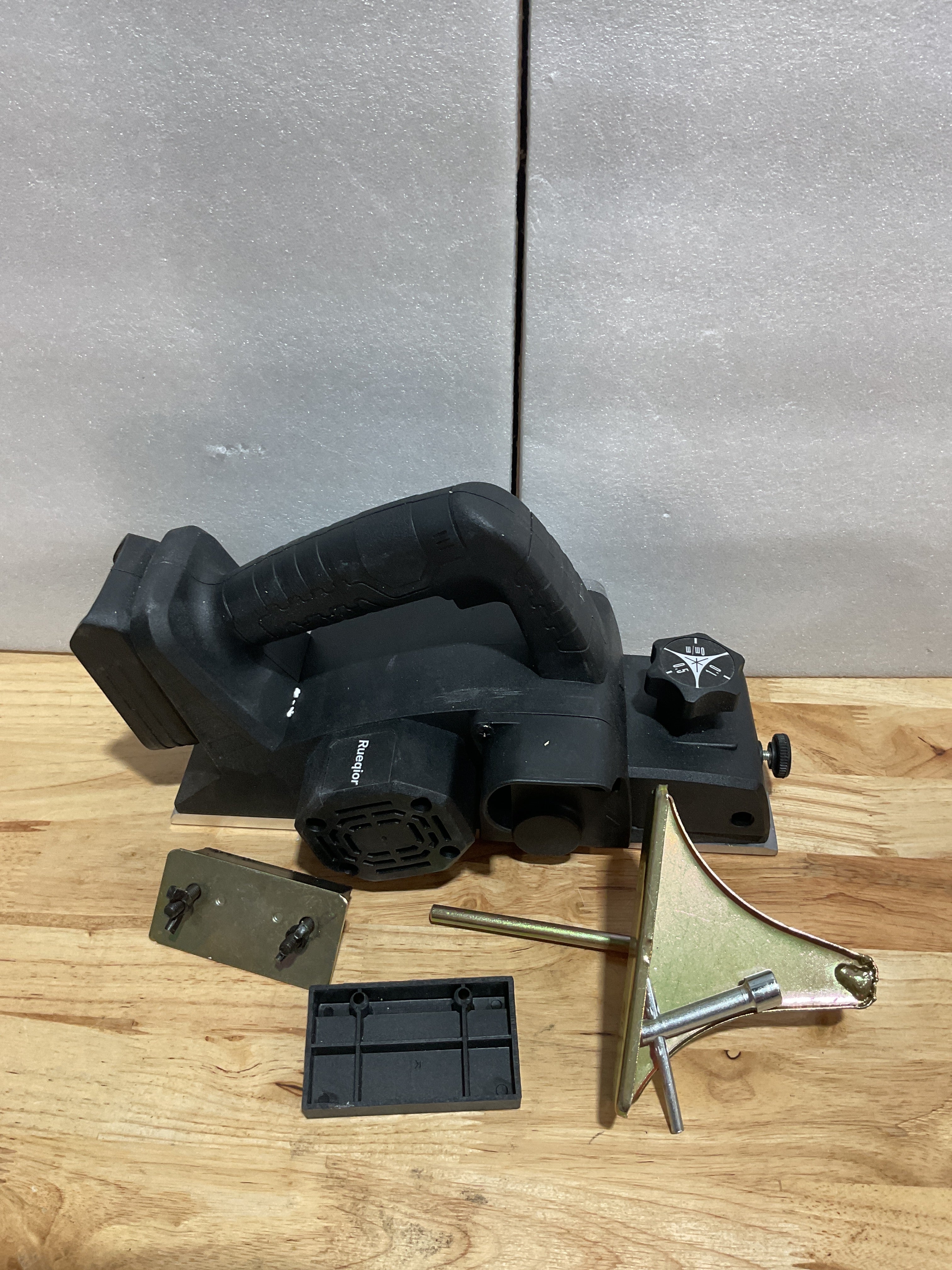 Cepillo Eléctrico Inalámbrico Rueqior 3-1/4” Brushless – Compatible con Batería DeWalt 20V
