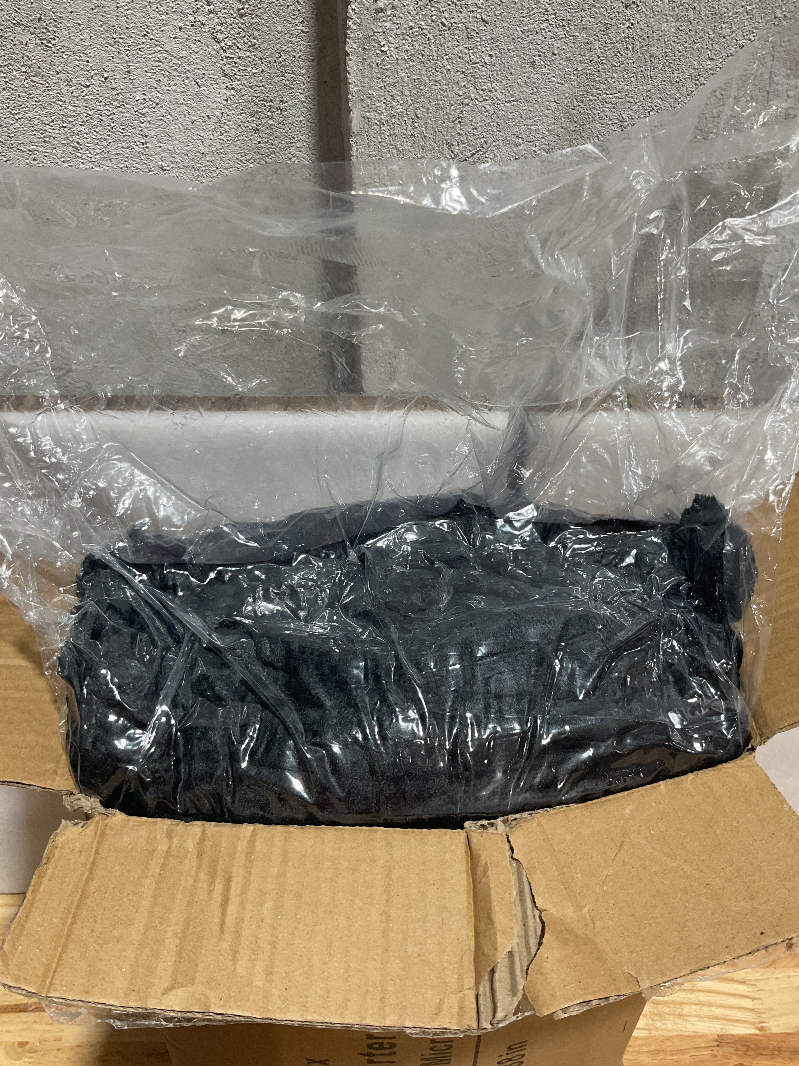 Juego de edredón Queen mullido CozyLux: edredón Queen de piel sintética negra supersuave, juego de cama de forro polar cálido para invierno, juego de cama de 3 piezas (1 edredón peludo, 2 fundas de almohada) 
