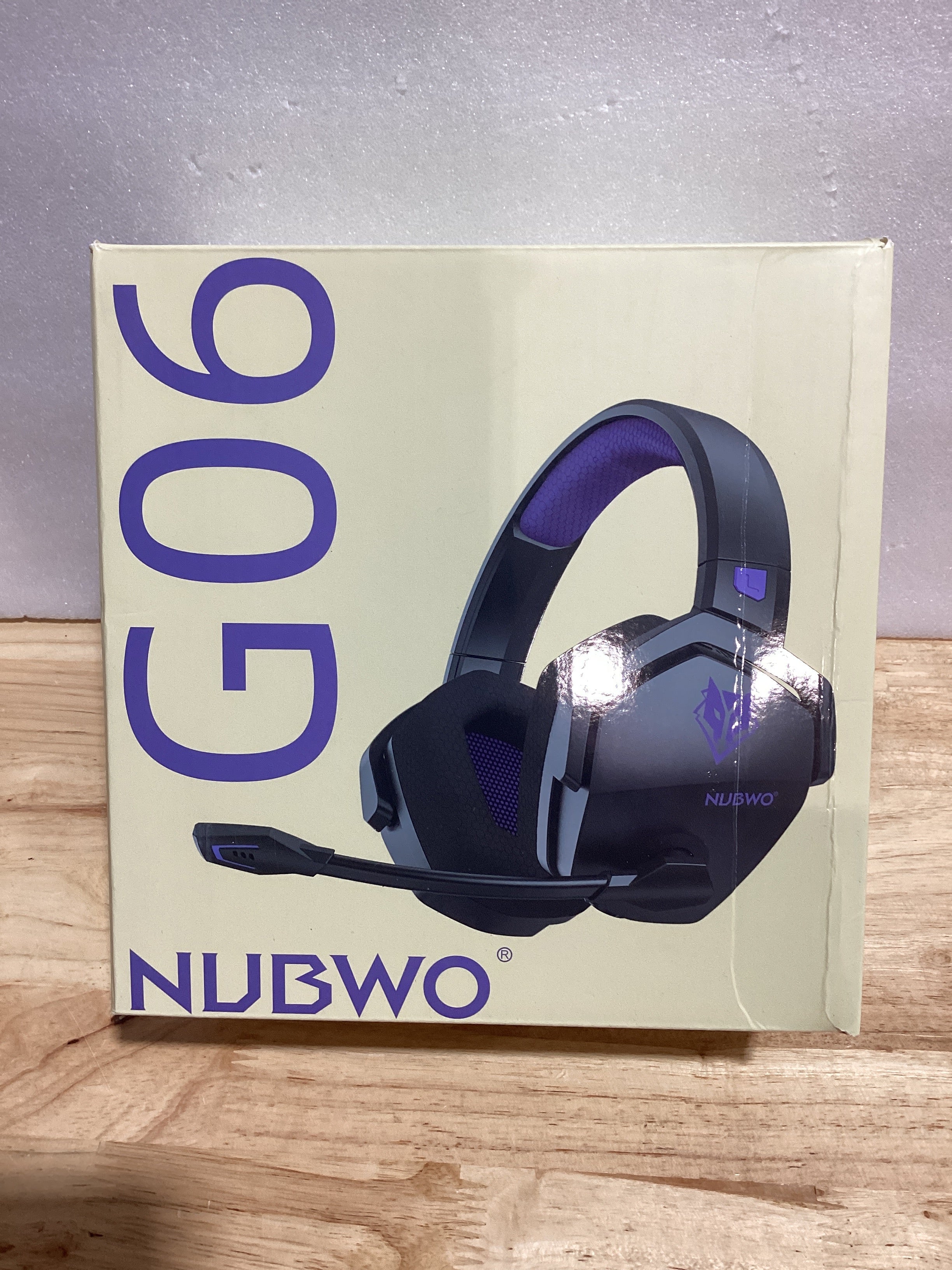 NUBWO Audífonos Gaming Inalámbricos con Micrófono para PS5, PS4 y PC – 100 Horas de Batería, Triple Modo, Color Morado