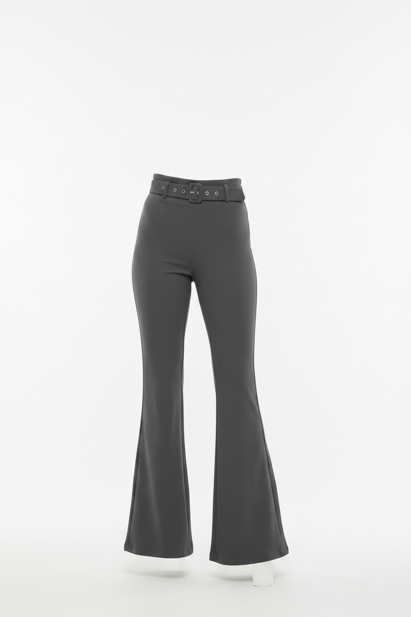 Pantalón flare gris sin modelo