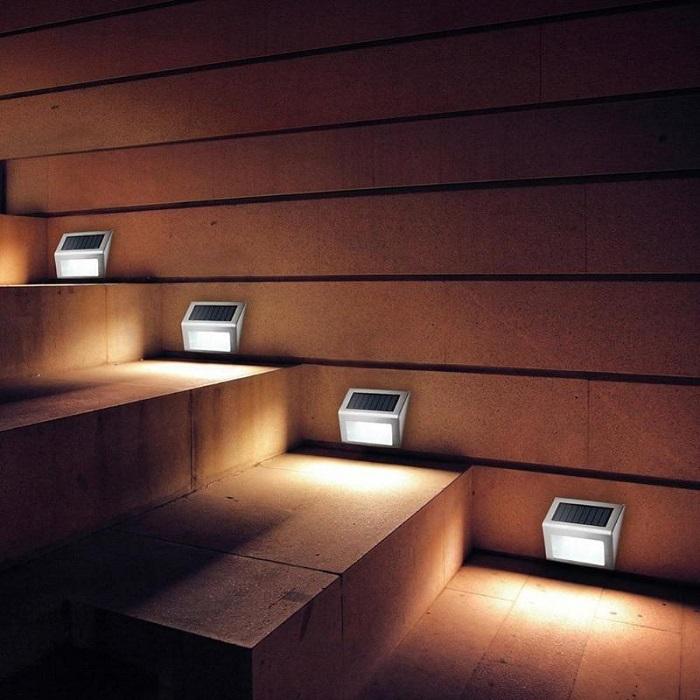 Luces Solares LED para Escaleras de Acero Inoxidable – Encendido Automático Dusk to Dawn