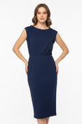 Vestido azul marino con modelo