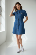 Vestido denim con modelo