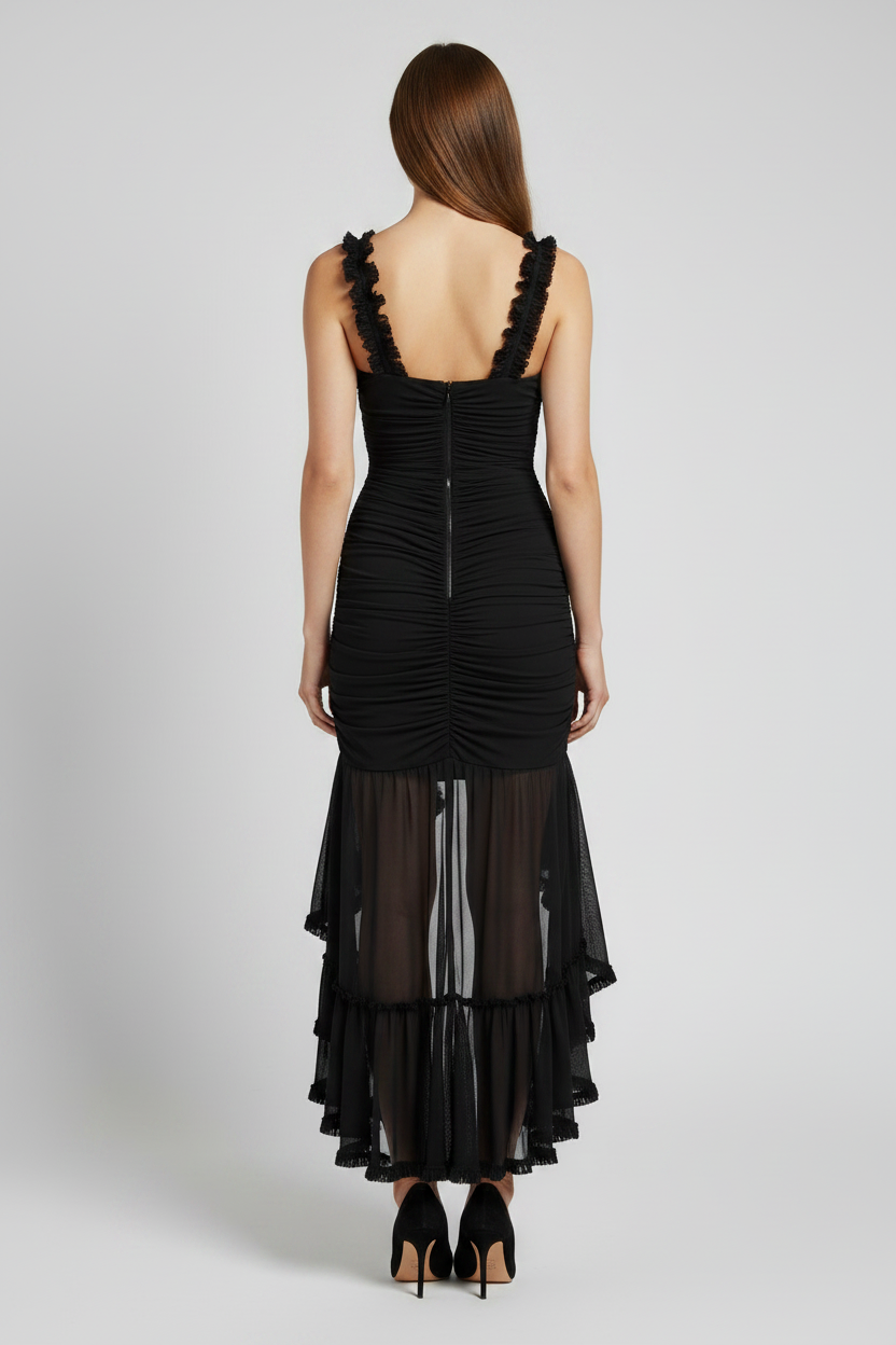Vestido KUTUMAI con modelo - tirantes visibles